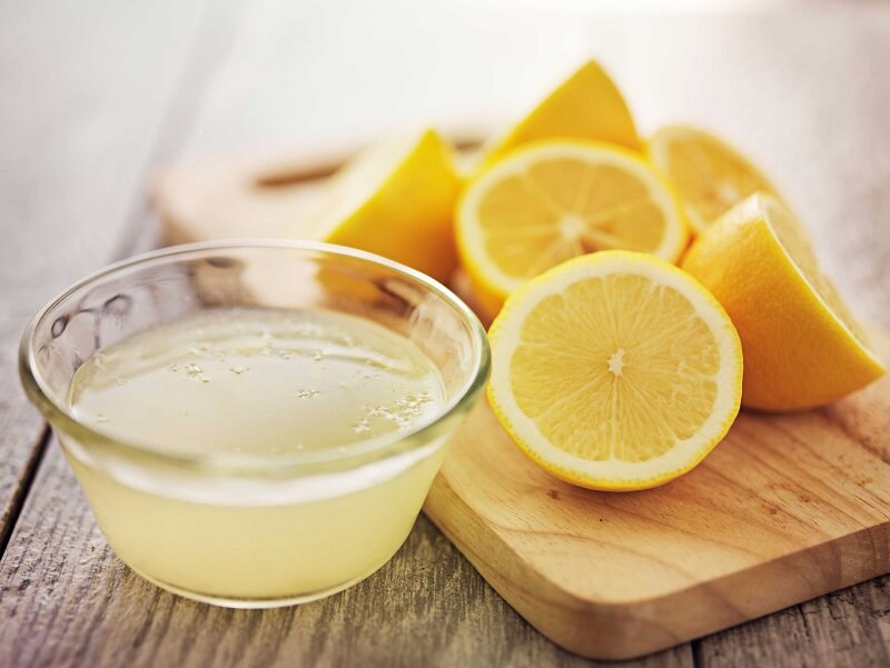 Fungerar det att bleka tänderna med citron? Vi har tagit reda på sanningen
